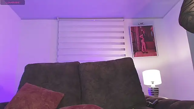 Meghann sweet1993 online show from August 5, 2:36 am