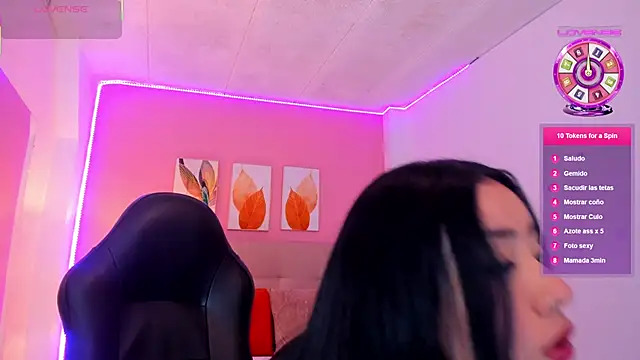 Molly h0t online show from February 2, 12:26 pm