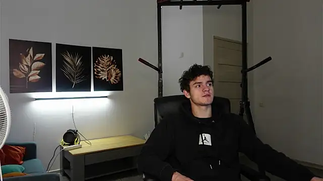 Brad Holloway online show from November 20, 6:24 am