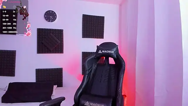 Snapshot of hannarusso chatting on October 21, 9:26 pm hannarusso online show from October 21, 9:26 pm