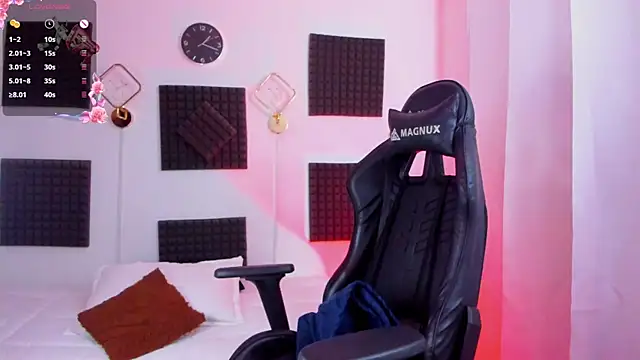 Snapshot of hannarusso chatting on November 7, 6:19 pm hannarusso online show from November 7, 6:19 pm