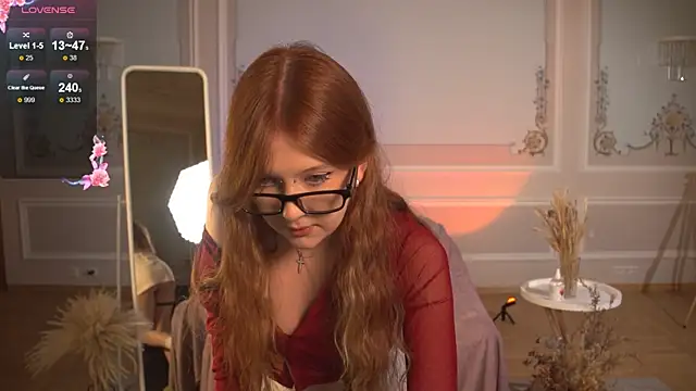 AmberPaws online show from December 4, 5:50 am