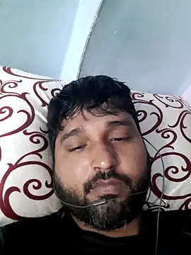 Snapshot of John96999 chatting on September 28, 10:42 am John96999 online show from September 28, 10:42 am