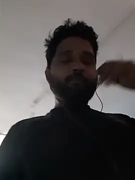 Snapshot of John96999 chatting on November 4, 7:29 am John96999 online show from November 4, 7:29 am