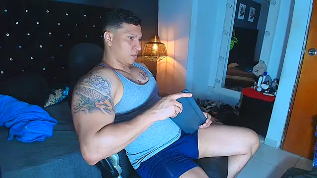 Snapshot of ethan_dalton_ chatting on November 22, 3:16 am ethan dalton online show from November 22, 3:16 am