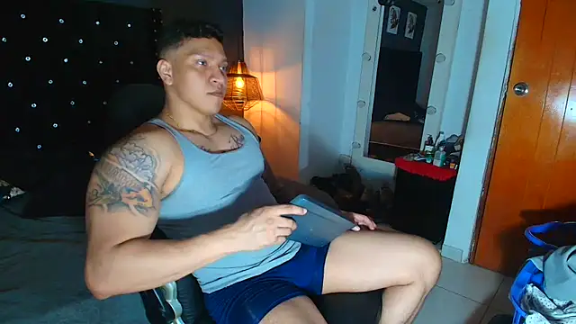 Snapshot of ethan_dalton_ chatting on January 7, 3:20 am ethan dalton online show from January 7, 3:20 am