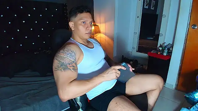 Snapshot of ethan_dalton_ chatting on January 9, 3:09 am ethan dalton online show from January 9, 3:09 am