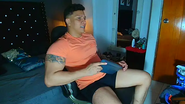 Snapshot of ethan_dalton_ chatting on February 7, 2:59 am ethan dalton online show from February 7, 2:59 am