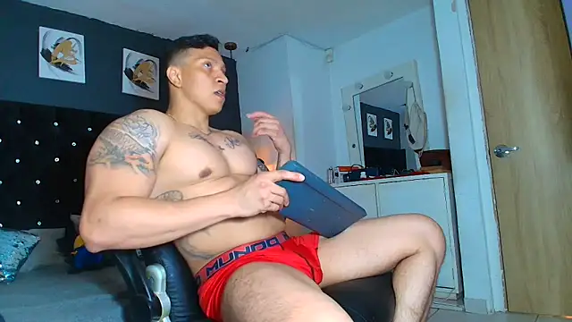 ethan dalton  online show from May 23, 3:34 am