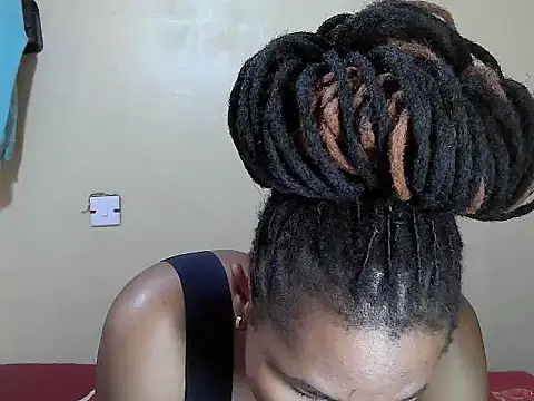 Creamy-Aisha online show from November 11, 11:10 am