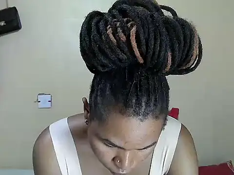 Creamy-Aisha online show from November 14, 8:13 am