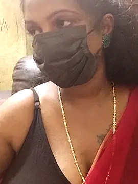 Snapshot of poojaa-rani chatting on September 29, 4:01 pm poojaa-rani online show from September 29, 4:01 pm