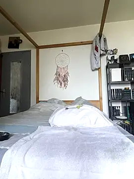 meletalex online show from April 17, 8:06 am