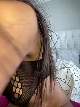 Snapshot of Candy_CaneXx chatting on February 20, 8:49 am Candy CaneXx online show from February 20, 8:49 am