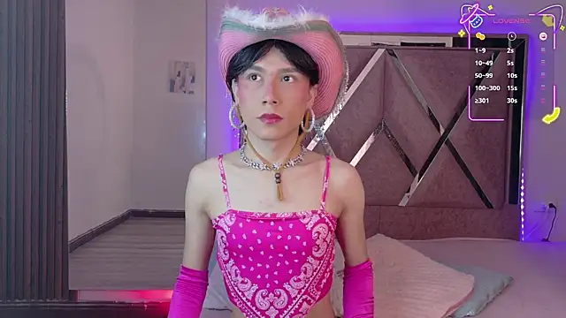 Ash Femboy online show from November 8, 8:07 pm