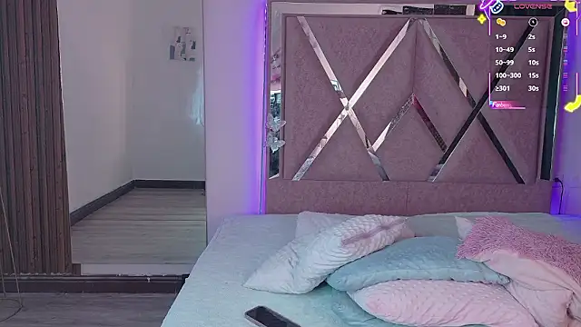 Ash Femboy online show from January 8, 7:16 pm