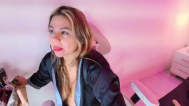 Lia adamsss online show from February 1, 3:54 pm