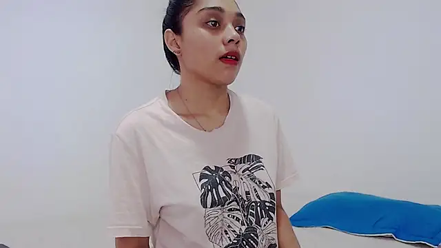 Snapshot of sharon_sexy_ chatting on October 28, 8:11 pm sharon sexy online show from October 28, 8:11 pm