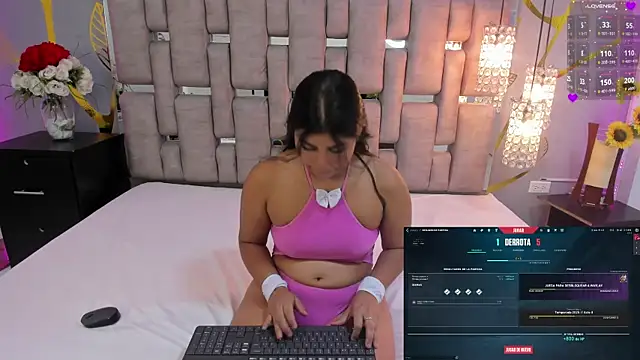 Snapshot of IsaCutie chatting on March 17, 11:54 pm IsaCutie online show from March 17, 11:54 pm