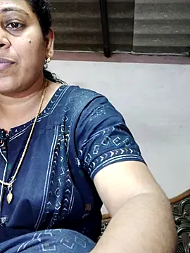 JENNIFERtamil online show from December 5, 7:39 am