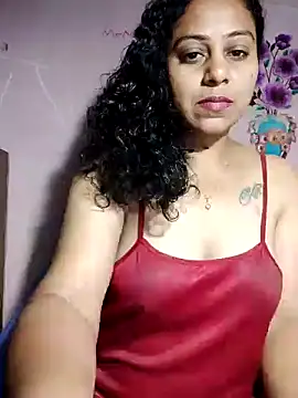 JENNIFERtamil online show from April 20, 7:37 pm