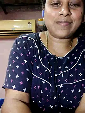 Snapshot of JENNIFERtamil chatting on May 19, 7:37 am JENNIFERtamil online show from May 19, 7:37 am