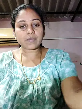 Snapshot of JENNIFERtamil chatting on May 27, 7:27 am JENNIFERtamil online show from May 27, 7:27 am