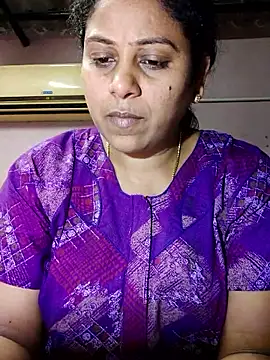 Snapshot of JENNIFERtamil chatting on May 30, 1:30 pm JENNIFERtamil online show from May 30, 1:30 pm