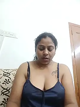 Snapshot of JENNIFERtamil chatting on June 12, 6:18 pm JENNIFERtamil online show from June 12, 6:18 pm