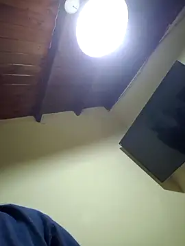 Snapshot of lucas12ya chatting on October 29, 2:36 am lucas12ya online show from October 29, 2:36 am