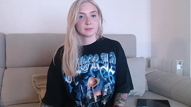 tattoobbgirl online show from October 2, 6:04 pm