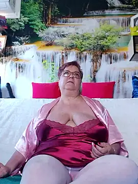 QueenPammy1 online show from January 9, 8:17 am