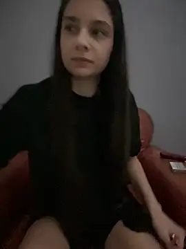 Snapshot of EvieSexy chatting on March 22, 7:20 pm EvieSexy online show from March 22, 7:20 pm