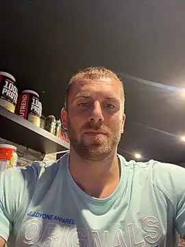 Snapshot of trainwithme chatting on July 13, 1:58 pm trainwithme online show from July 13, 1:58 pm