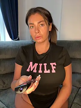 ultimate PAWG online show from May 19, 9:04 am