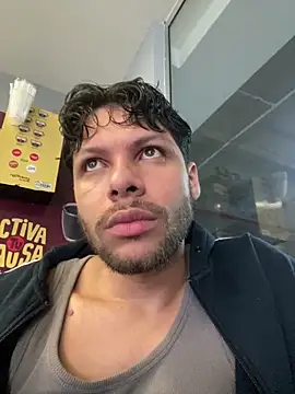 Snapshot of haku_kanjy chatting on October 20, 11:54 am haku kanjy online show from October 20, 11:54 am