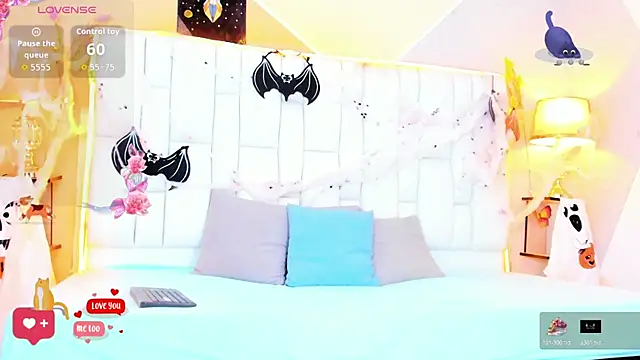 cherryboom23 online show from October 25, 8:14 pm