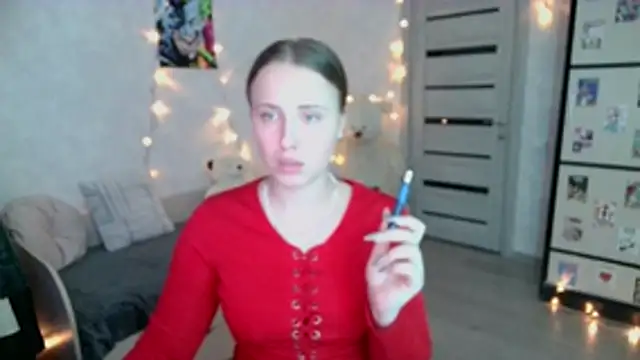 Snapshot of BarbiePieer chatting on November 3, 2:35 am BarbiePieer online show from November 3, 2:35 am