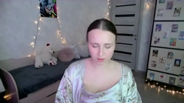 Snapshot of BarbiePieer chatting on November 7, 11:10 am BarbiePieer online show from November 7, 11:10 am