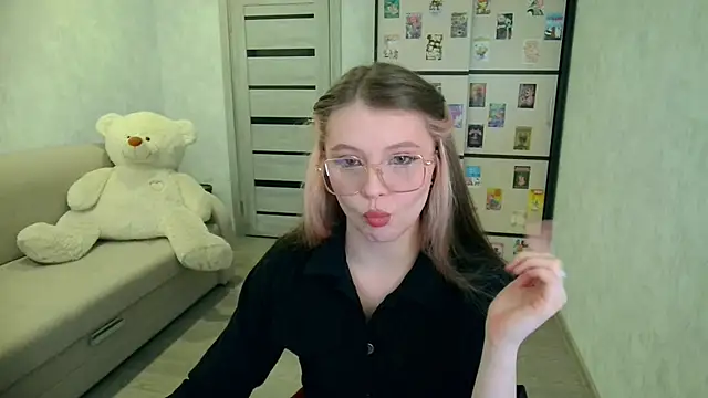 GinnyBlacky online show from May 31, 3:30 pm