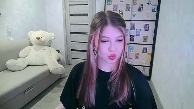 GinnyBlacky online show from June 7, 7:06 pm