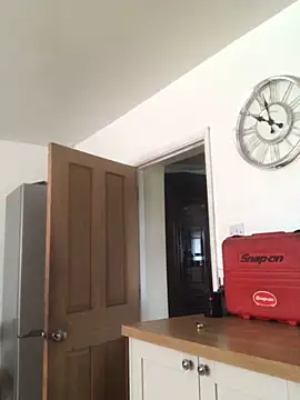 Snapshot of baddieinabenz chatting on April 16, 8:59 am baddieinabenz online show from April 16, 8:59 am