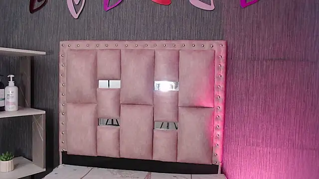 Thalia anderson online show from February 26, 3:44 pm