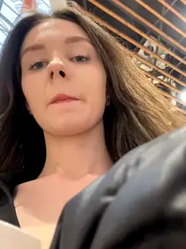 MilaBee online show from October 23, 9:19 am