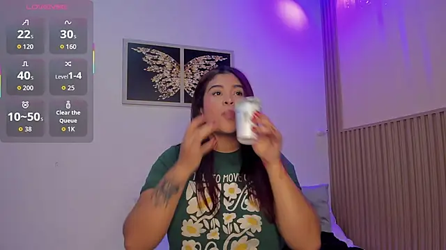 sharonscoth online show from April 4, 7:44 pm