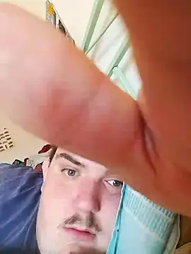 Snapshot of Piono chatting on March 18, 11:41 am Piono online show from March 18, 11:41 am