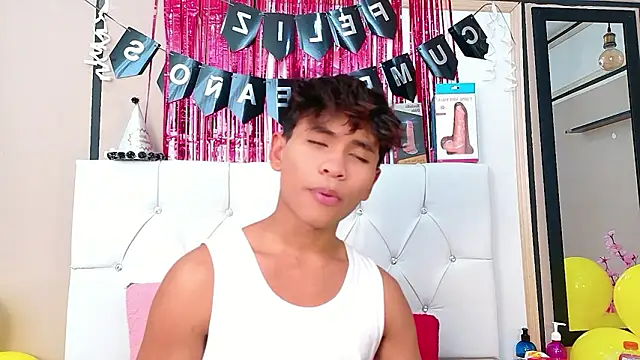 Ethan Westt online show from March 27, 8:41 pm