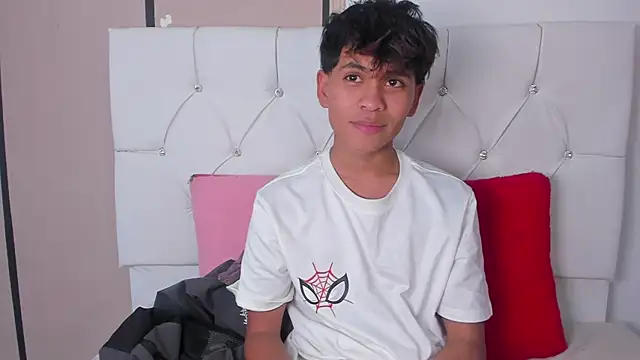 Ethan Westt online show from April 10, 8:46 pm