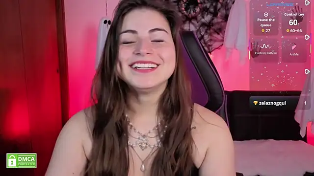 Snapshot of Taiga_Cute chatting on November 1, 8:16 am Taiga Cute online show from November 1, 8:16 am