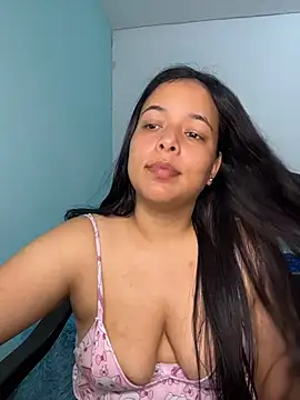 Snapshot of Deepika_padukoneNisha chatting on February 8, 1:25 pm Deepika padukoneNisha online show from February 8, 1:25 pm